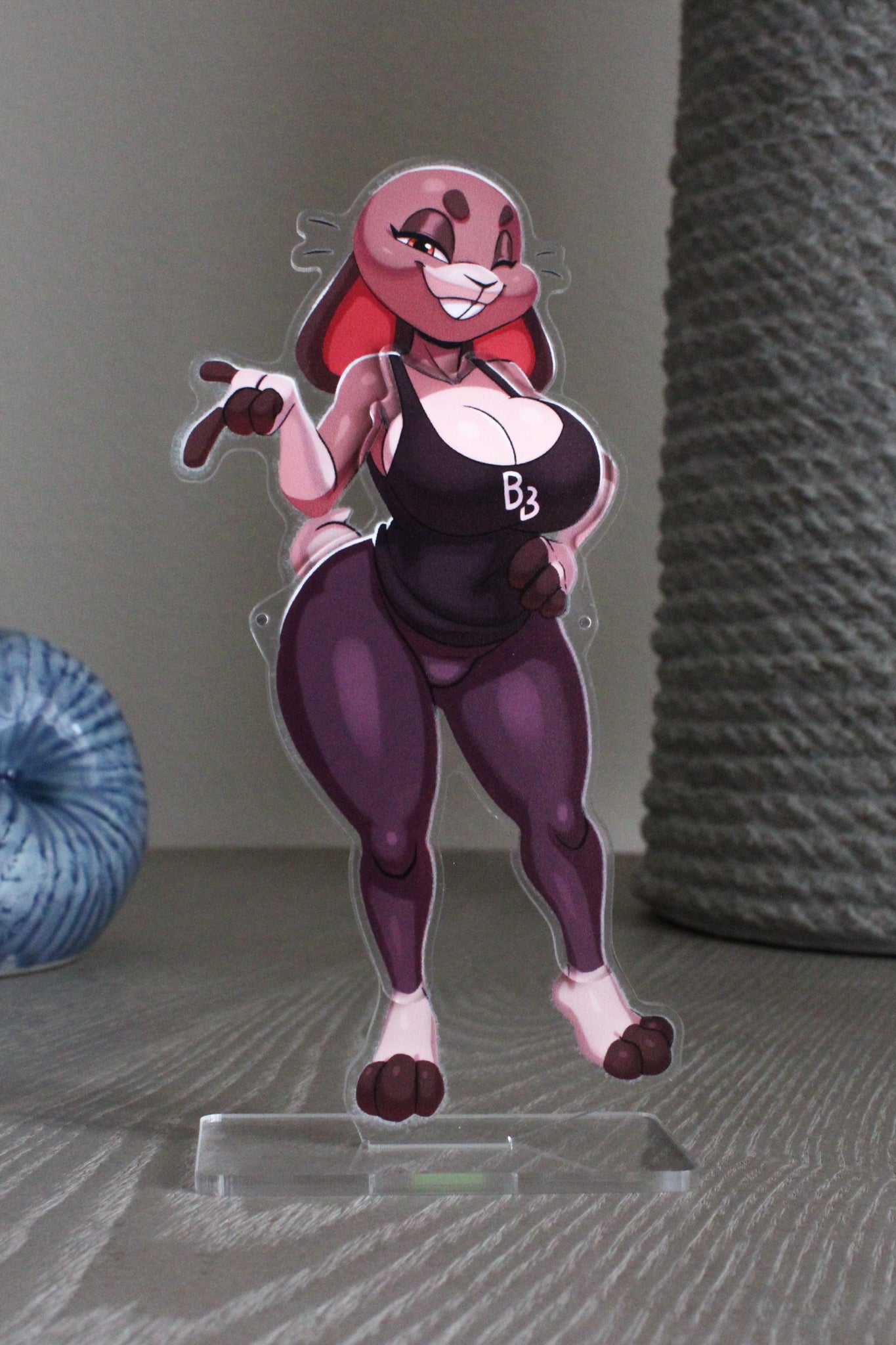 Claire Standee